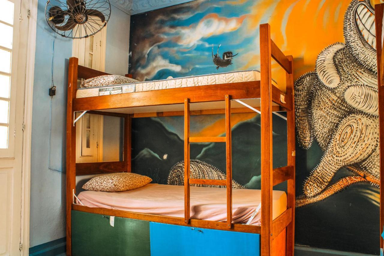 Hostal Books