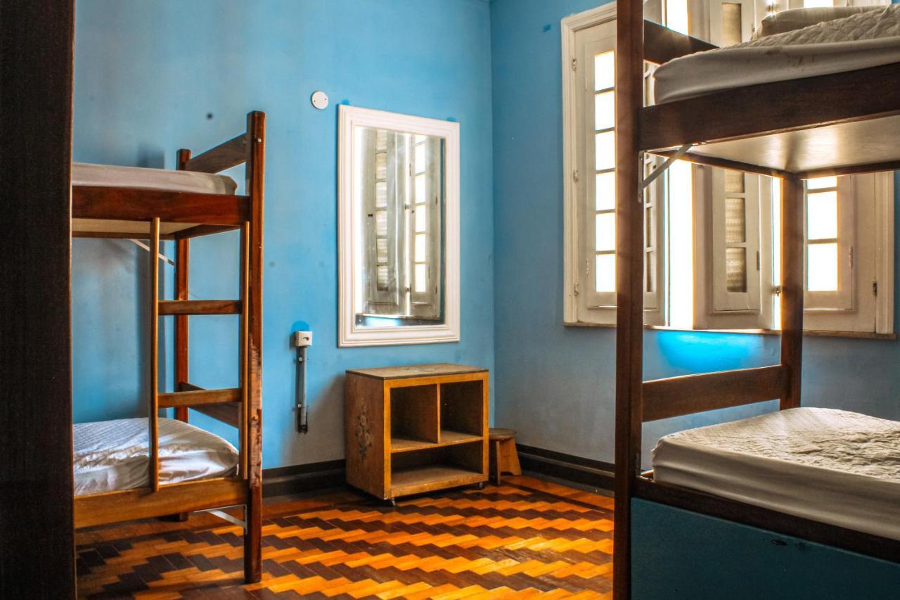 Hostal Books
